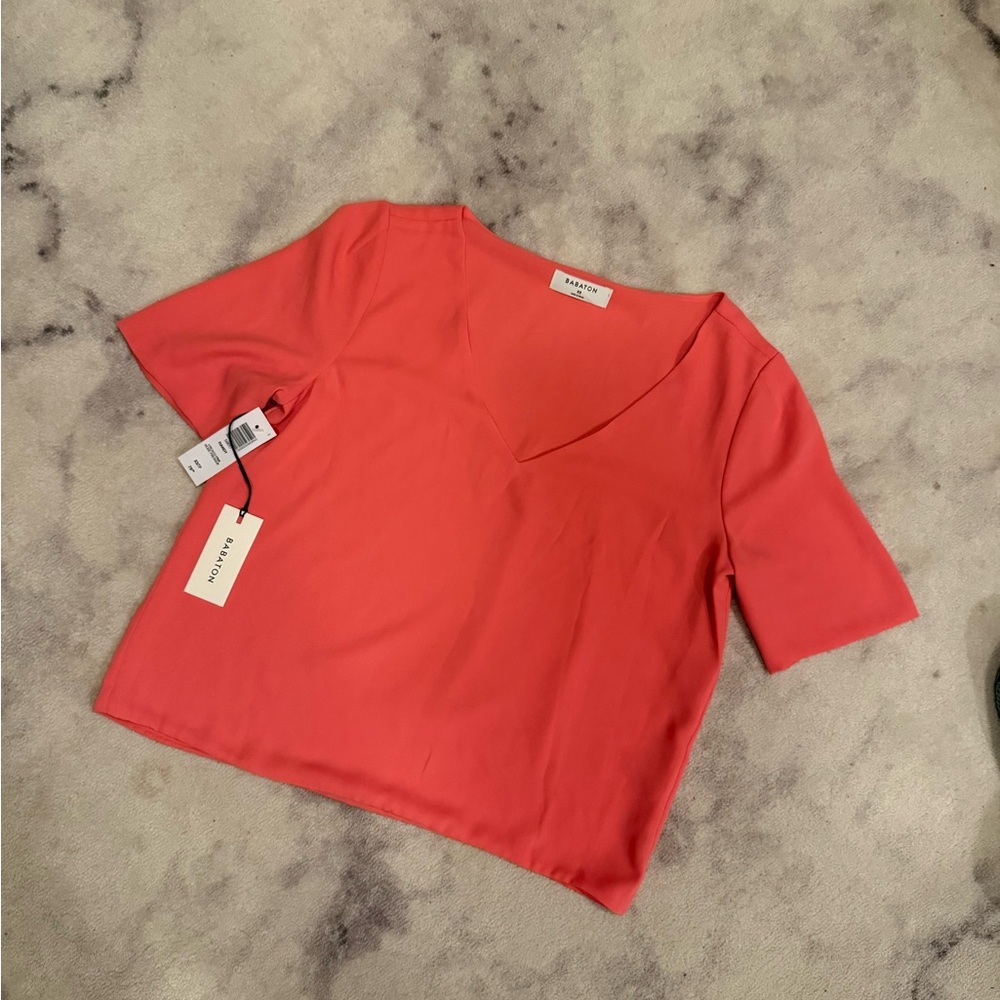 NEW Aritzia BABATON Coral V-Neck Top